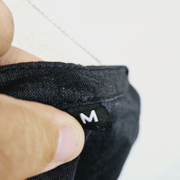 Lisa Bayne Stanza 100% Linen Blouse size Medium - Picture 8 of 9